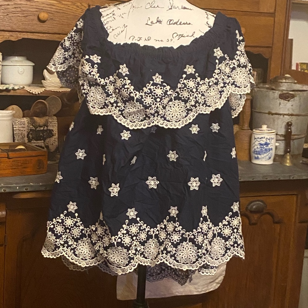 Maurices off shoulder navy shirt 3X